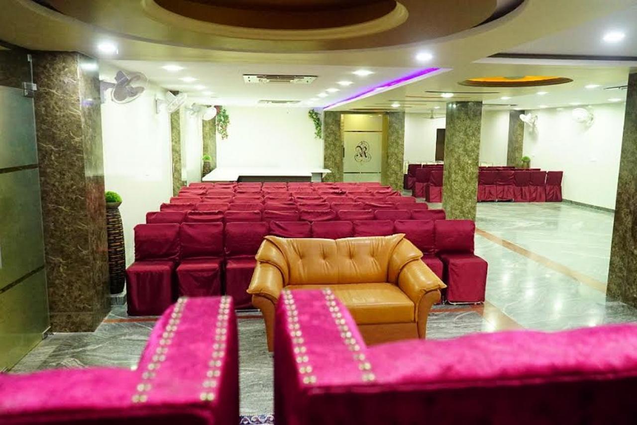 Hotel Razia Inn Hisar Exterior photo